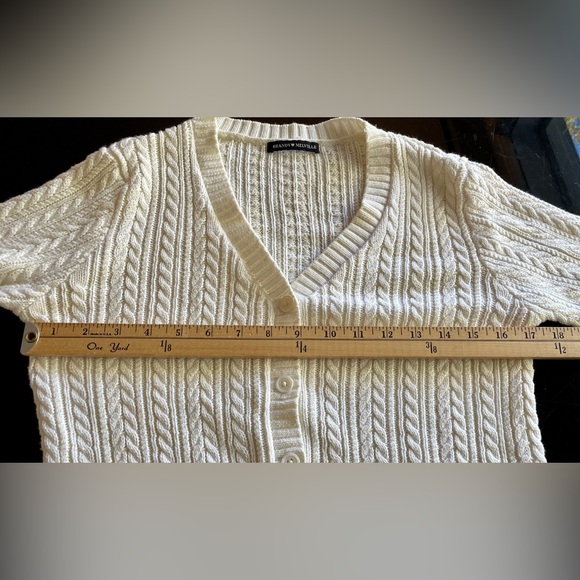 Brandy Melville Elizabeth Cable Knit Cardigan Sweater Cream O/S (small) - Picture 7 of 9